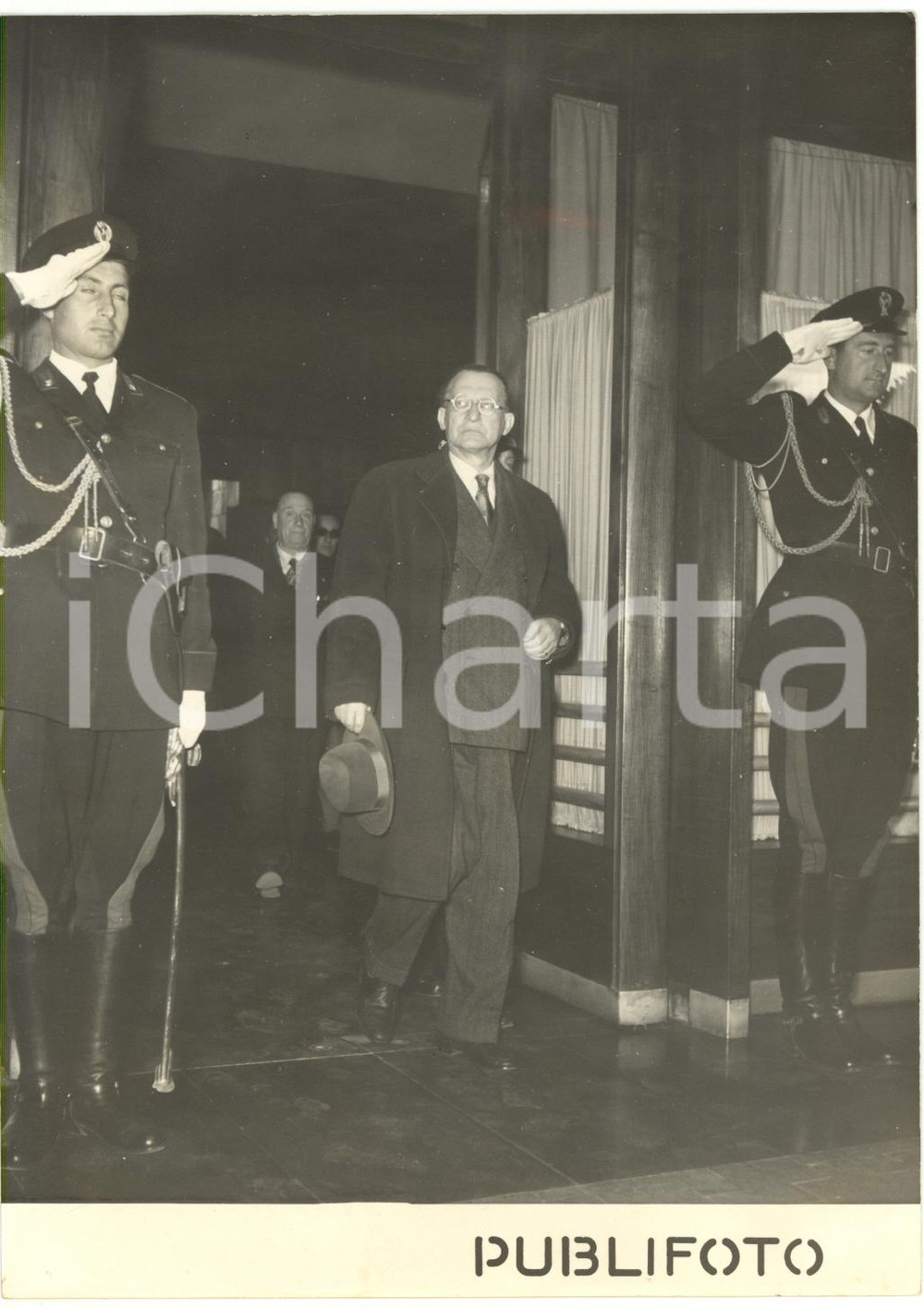 1953 ROMA - DEMOCRAZIA CRISTIANA Alcide DE GASPERI in partenza per Parigi *Foto