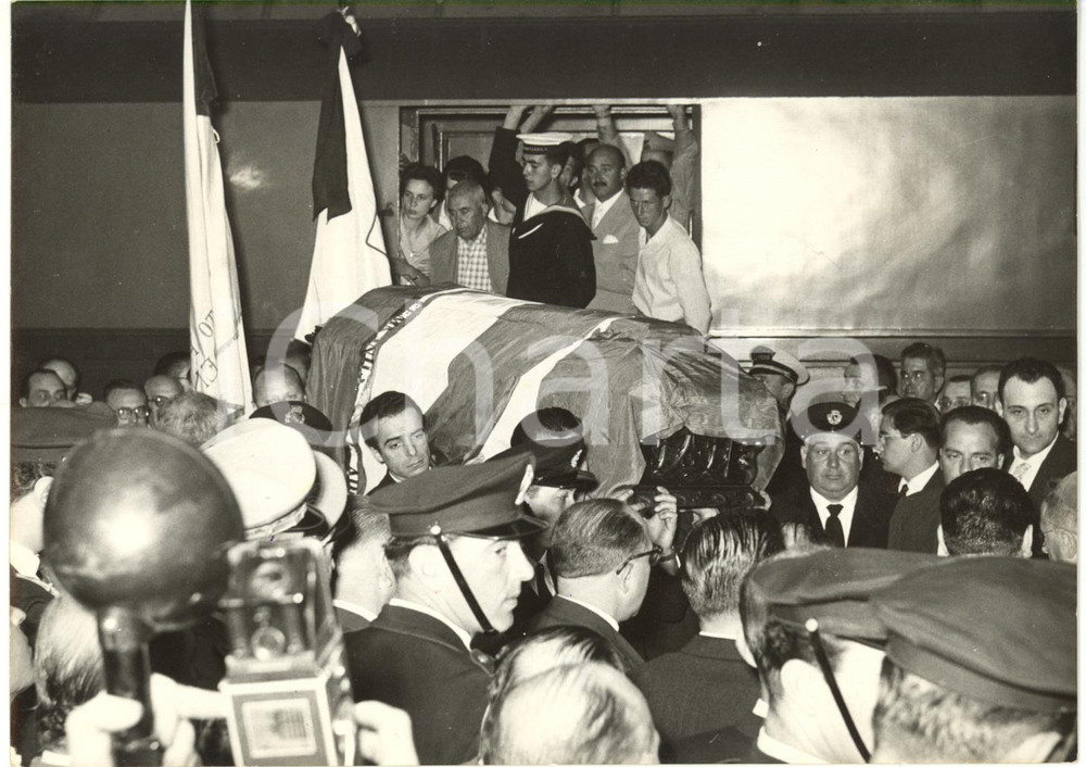 1954 ROMA - STAZIONE TERMINI Morte Alcide DE GASPERI - Arrivo del feretro (2) 