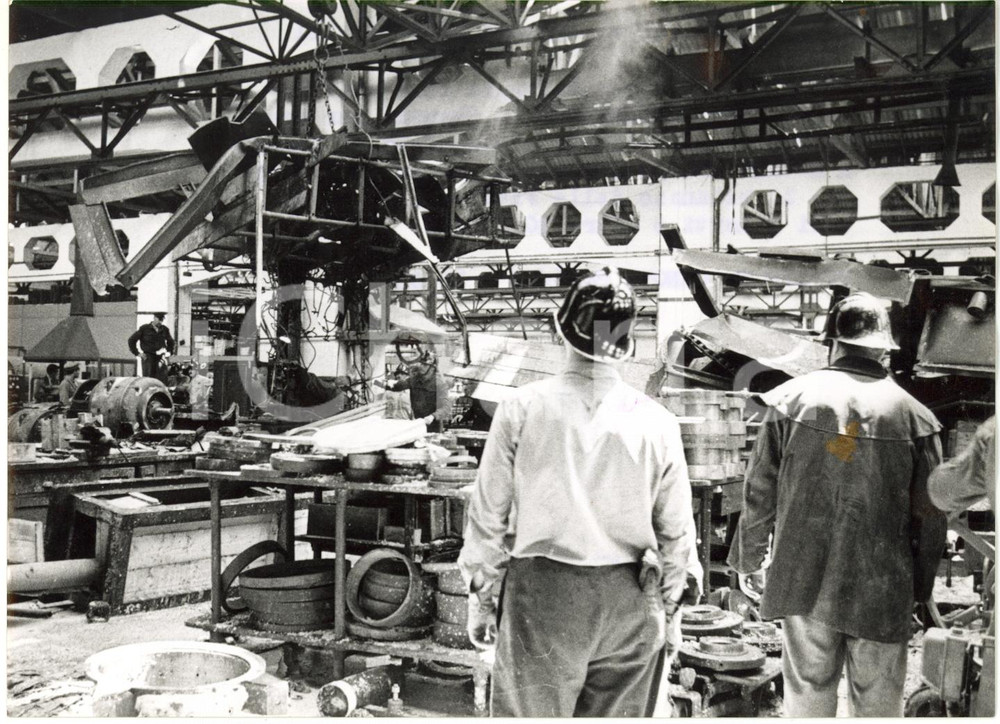 1955 GENOVA Esplosione ANSALDO - SAN GIORGIO Sopralluogo VIGILI DEL FUOCO (3)