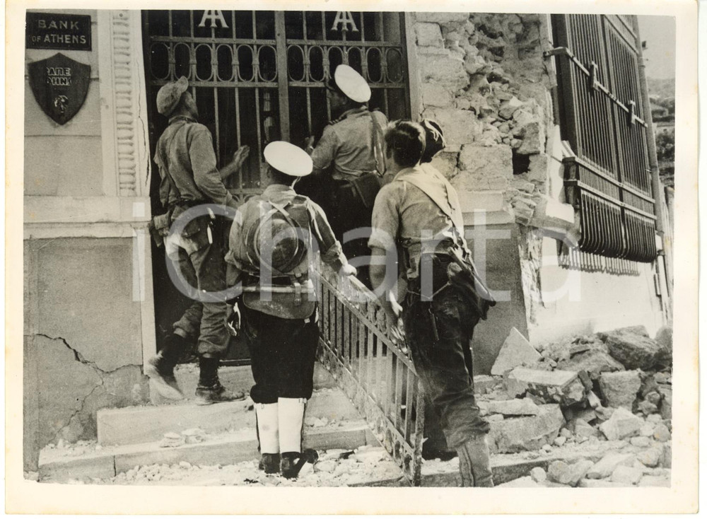 1953 ITHACA IONIAN EARTHQUAKE British Commandos try to enter the Bank of Athena
