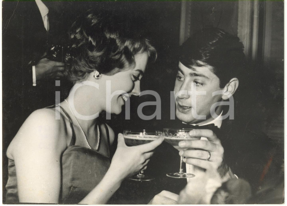 1959 CORTINA D'AMPEZZO Jean SEBERG brinda con François MOREUIL - Ritratto *Foto