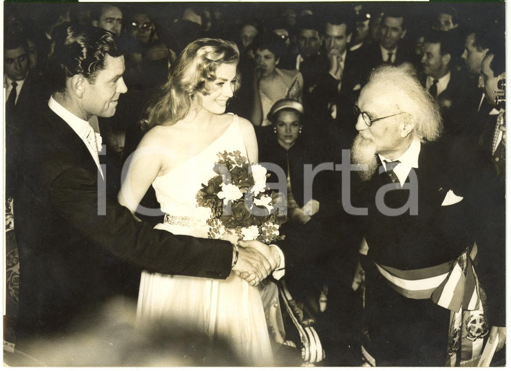 1956 FIRENZE - PALAZZO VECCHIO Matrimonio Anita EKBERG e Anthony STEEL (2) *Foto