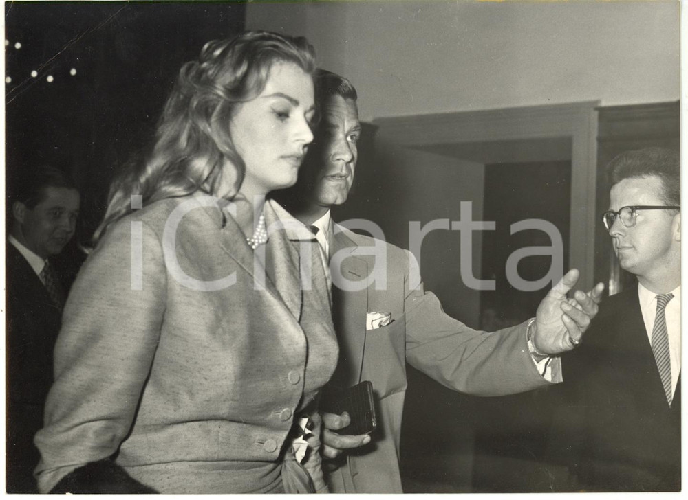 1956 FIRENZE - COSTUME Anita EKBERG Anthony STEEL - Ritratto *Foto 18x13