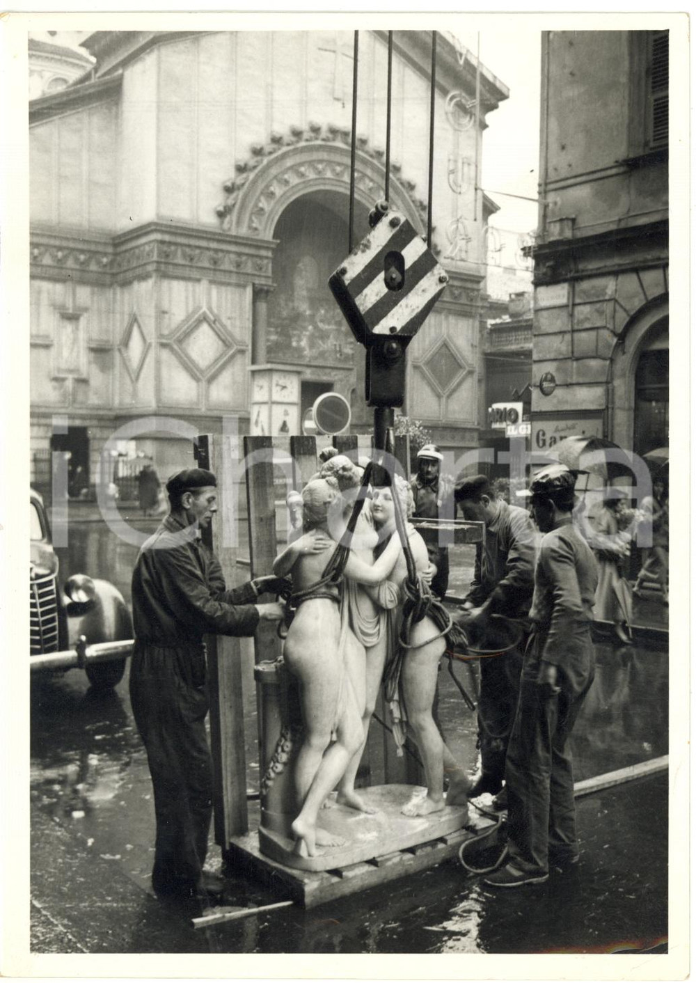 1957 TORINO Palazzo CAVOUR Trasporto replica delle Tre Grazie di Antonio CANOVA 