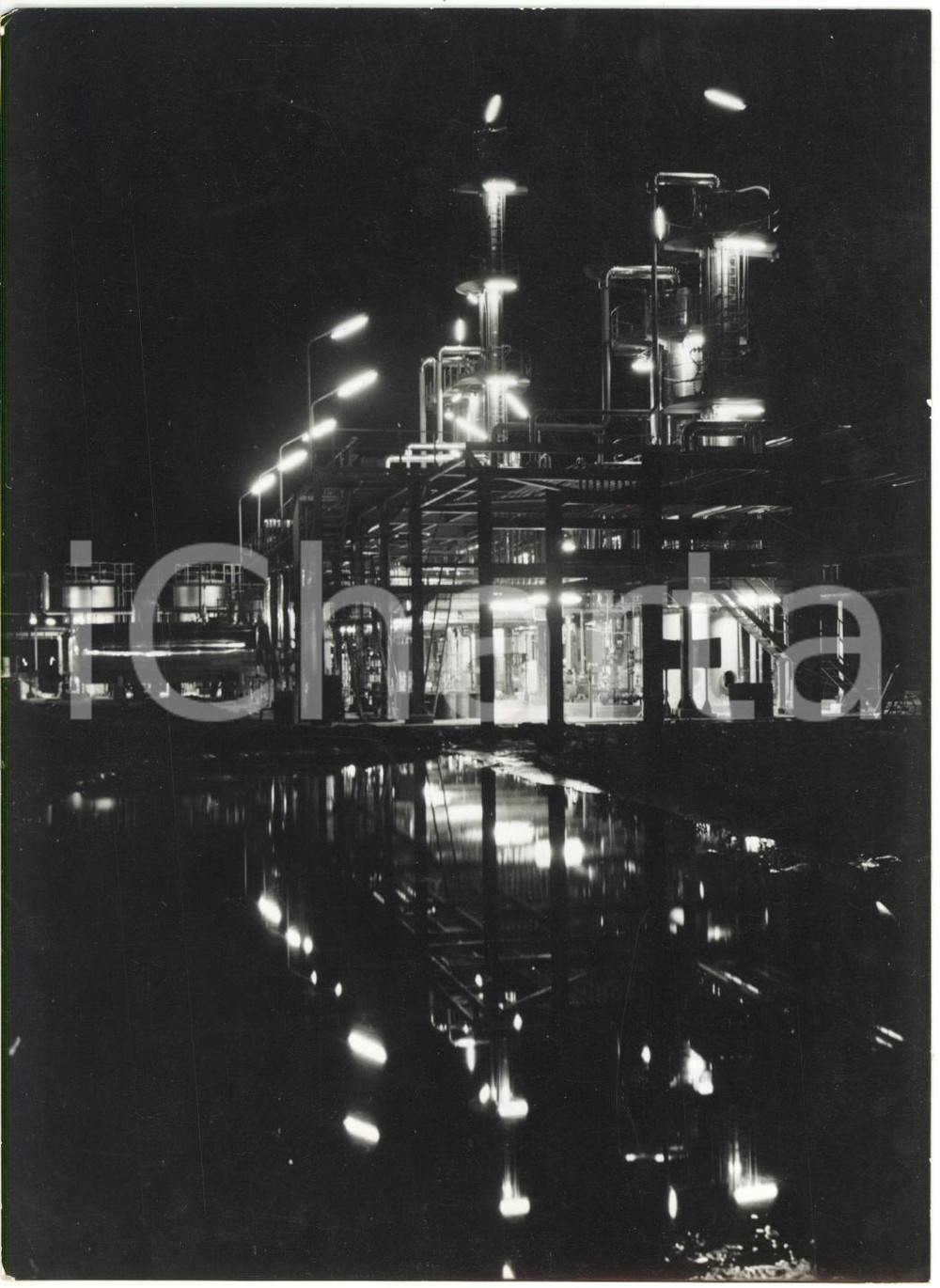 1961 SCHWECHAT - VIENNA Impianto petrolchimico DANUBIA PETROCHEMIE AG *Foto