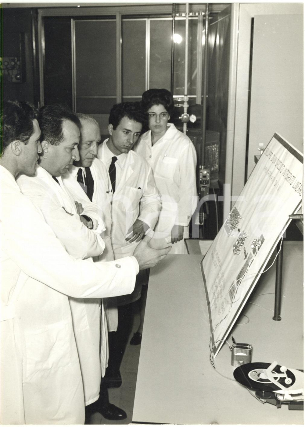 1967 AGRATE BRIANZA - SGS Giornalisti visitano nuovo centro di produzione *Foto