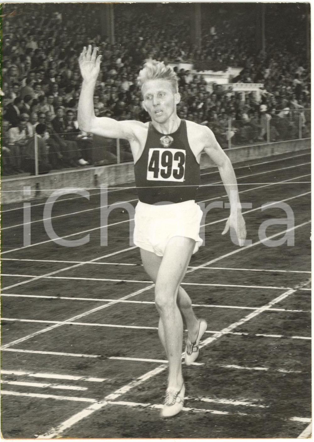 1954 BERNA Vladimir KUC taglia traguardo dei 5000m - Campionati Europei Atletica