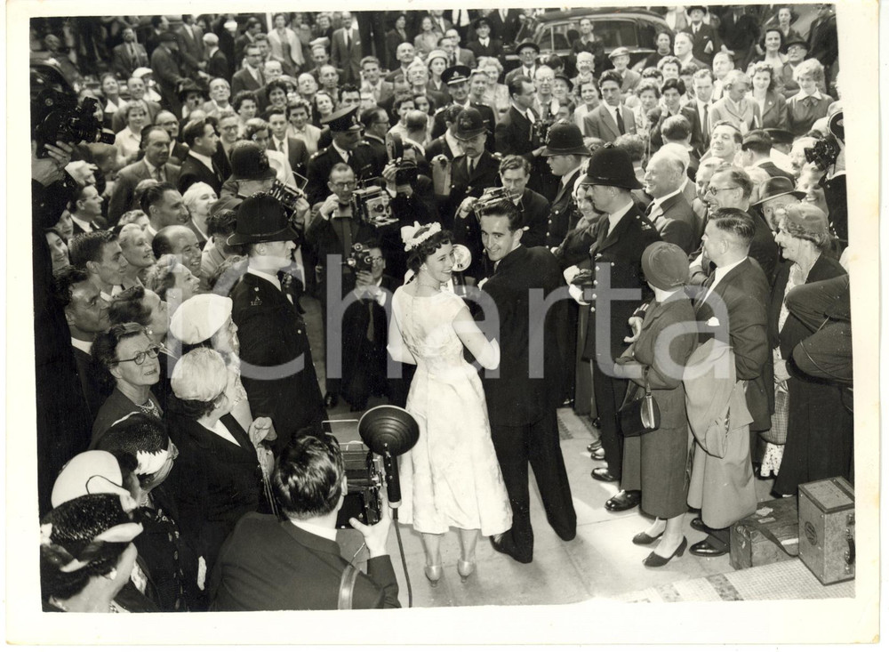 1956 LONDON Caxton Hall - Matrimonio Gordon PIRIE e Shirley HAMPTON *Foto 20x15