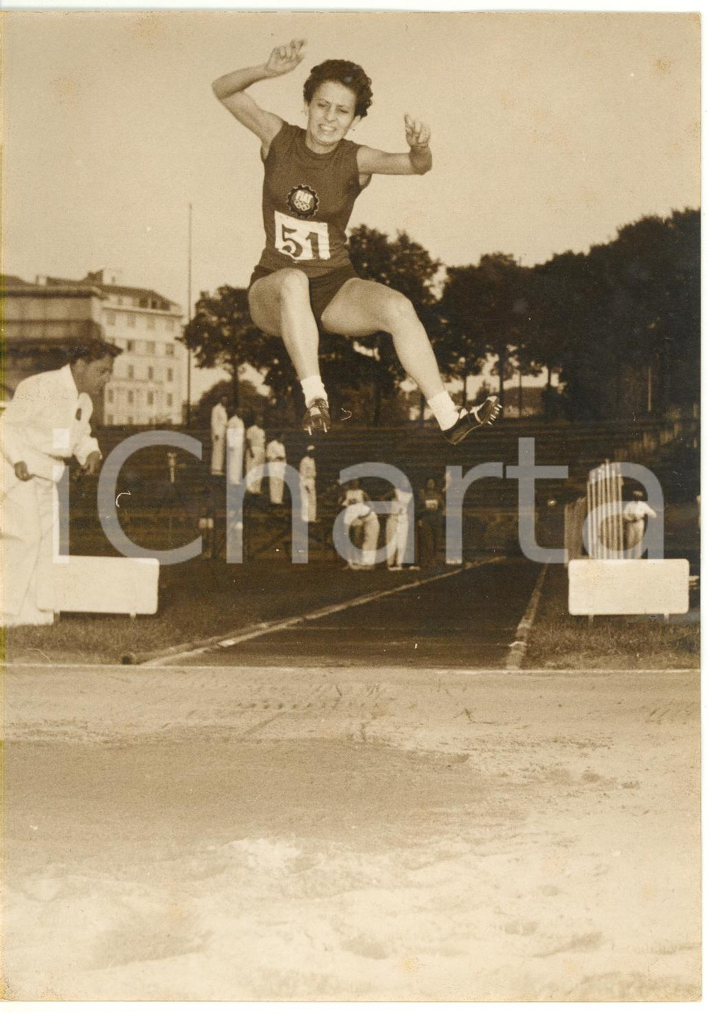 1955 ARENA DI MILANO Salto triplo - Piera FASSIO al Campionato Italiano atletica
