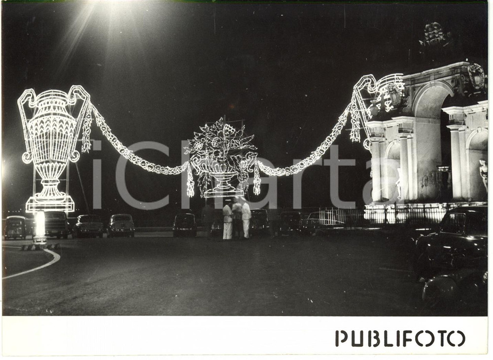 1956 NAPOLI Festa di PIEDIGROTTA - Luminarie sul lungomare Via Caracciolo (2)