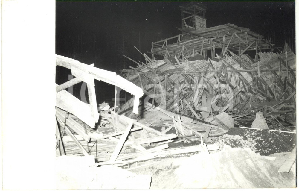 1958 GENOVA RIVAROLO - Crollo cantiere ponte ferroviario in costruzione *Foto