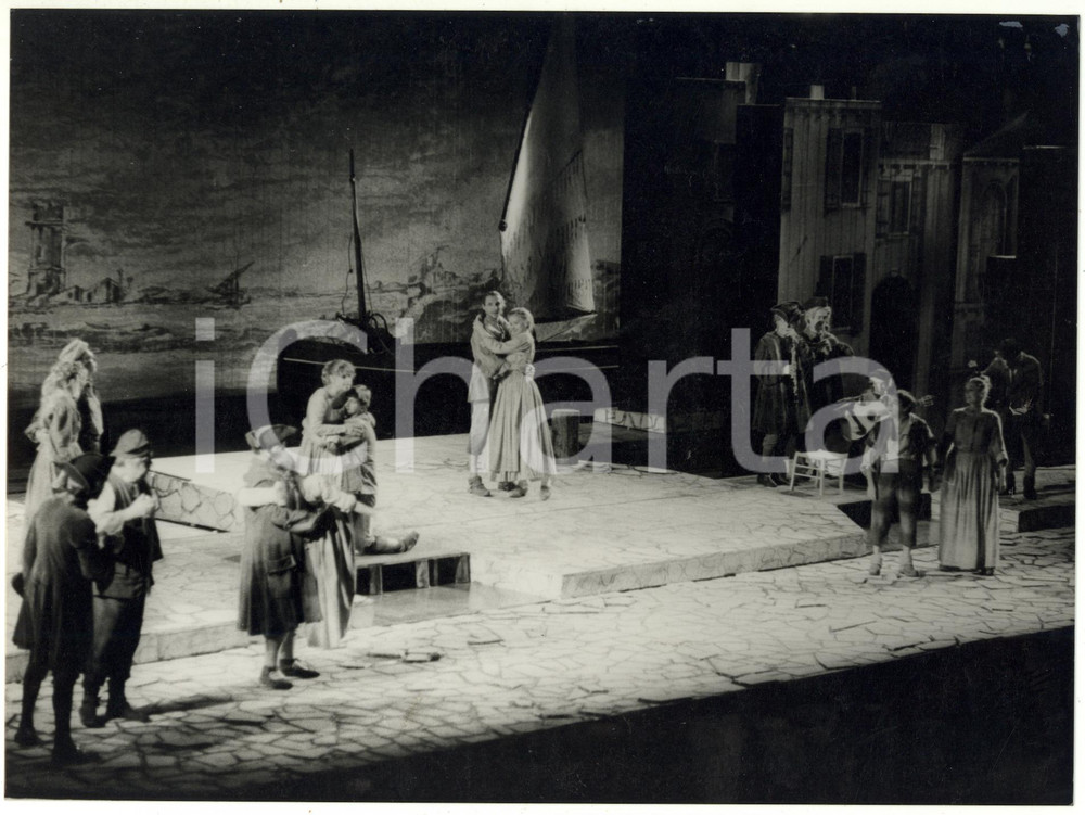 1988 VERONA Teatro romano - "Le baruffe chiozzotte" Regia di Gianfranco DE BOSIO