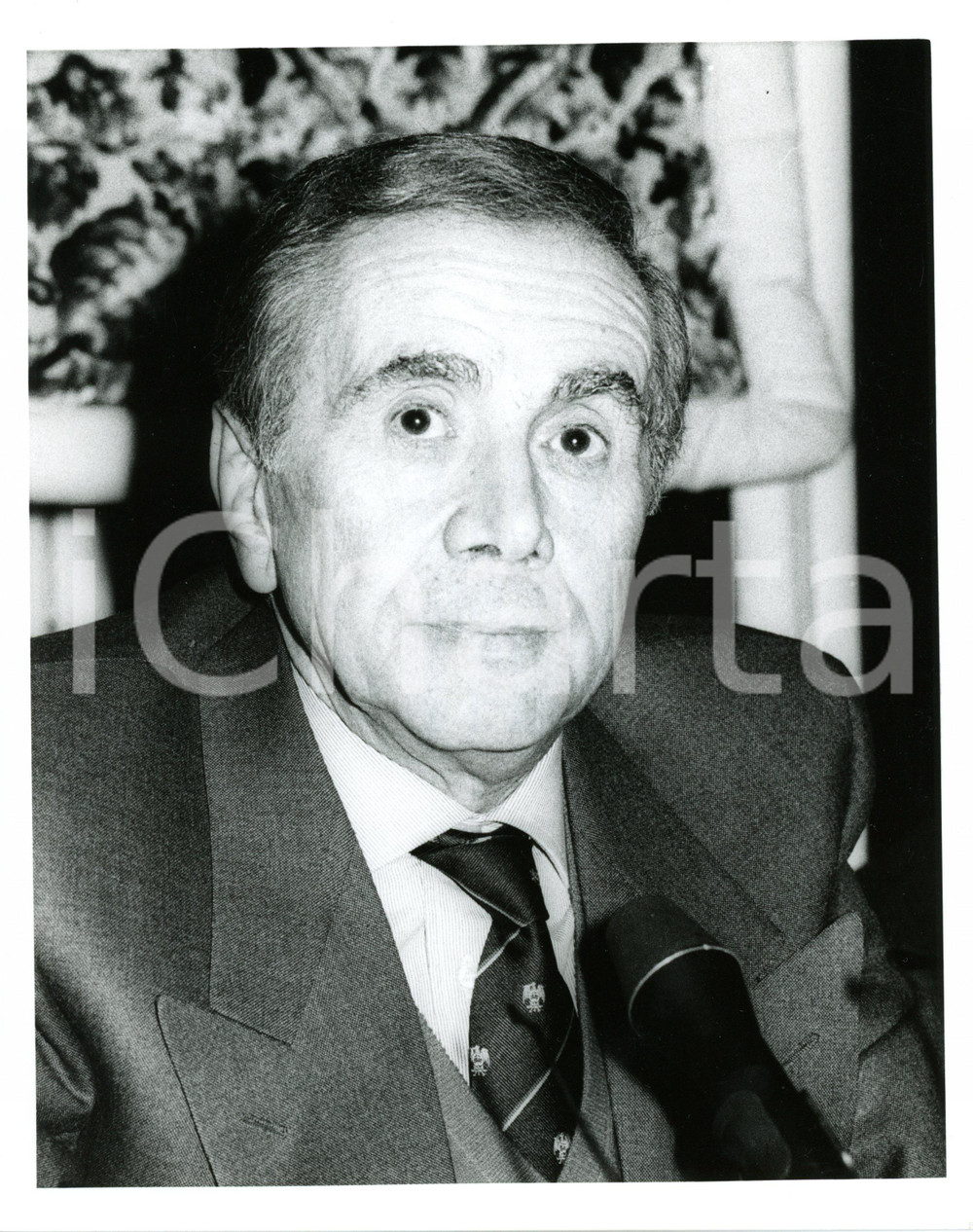 1985 ca TELEVISIONE Enzo TORTORA Ritratto del conduttore - Foto 20x25 cm