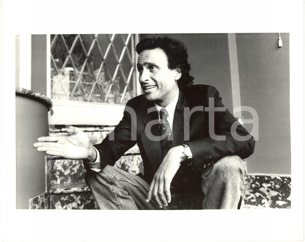 1995 ca SPETTACOLO Ritratto del conduttore televisivo Gigi SABANI (4) *Foto