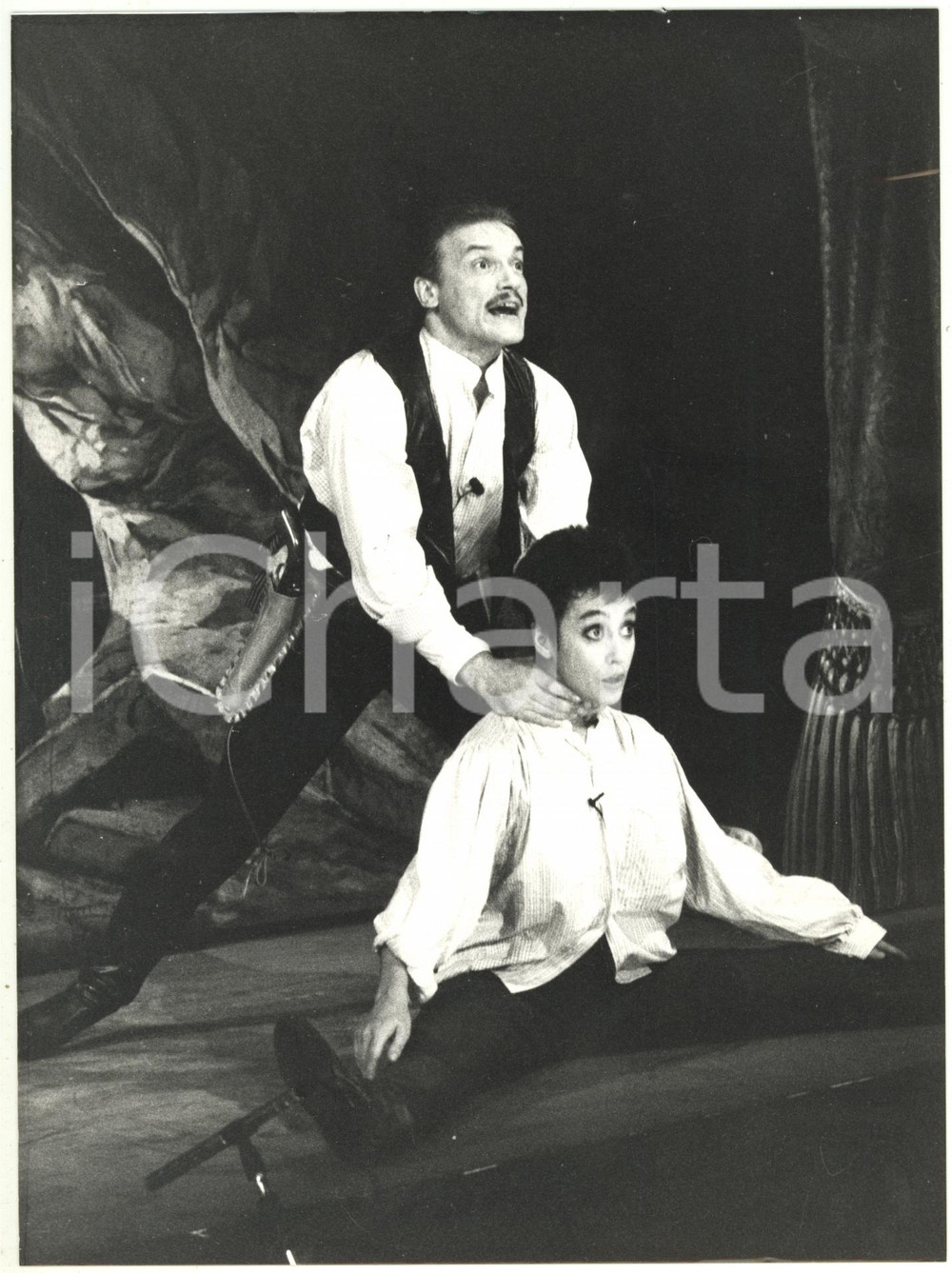 1987 TEATRO - Massimo RANIERI Laura SARACENI in RINALDO IN CAMPO Foto 18x24