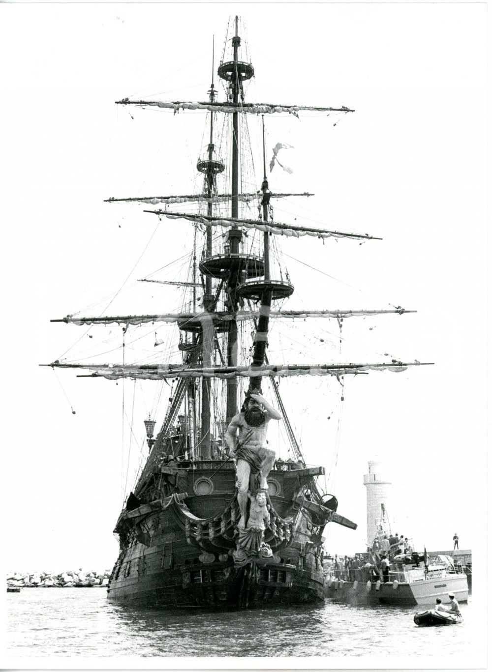 1990 ca GENOVA Porto Antico - NEPTUNE Galeone del film "Pirati" *Foto 18x24 cm