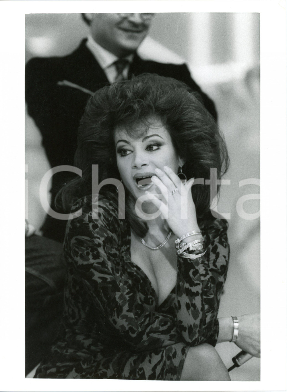 1986 TV RETE4 "Un fantastico tragico venerdì" - Ritratto di Carmen RUSSO - Foto