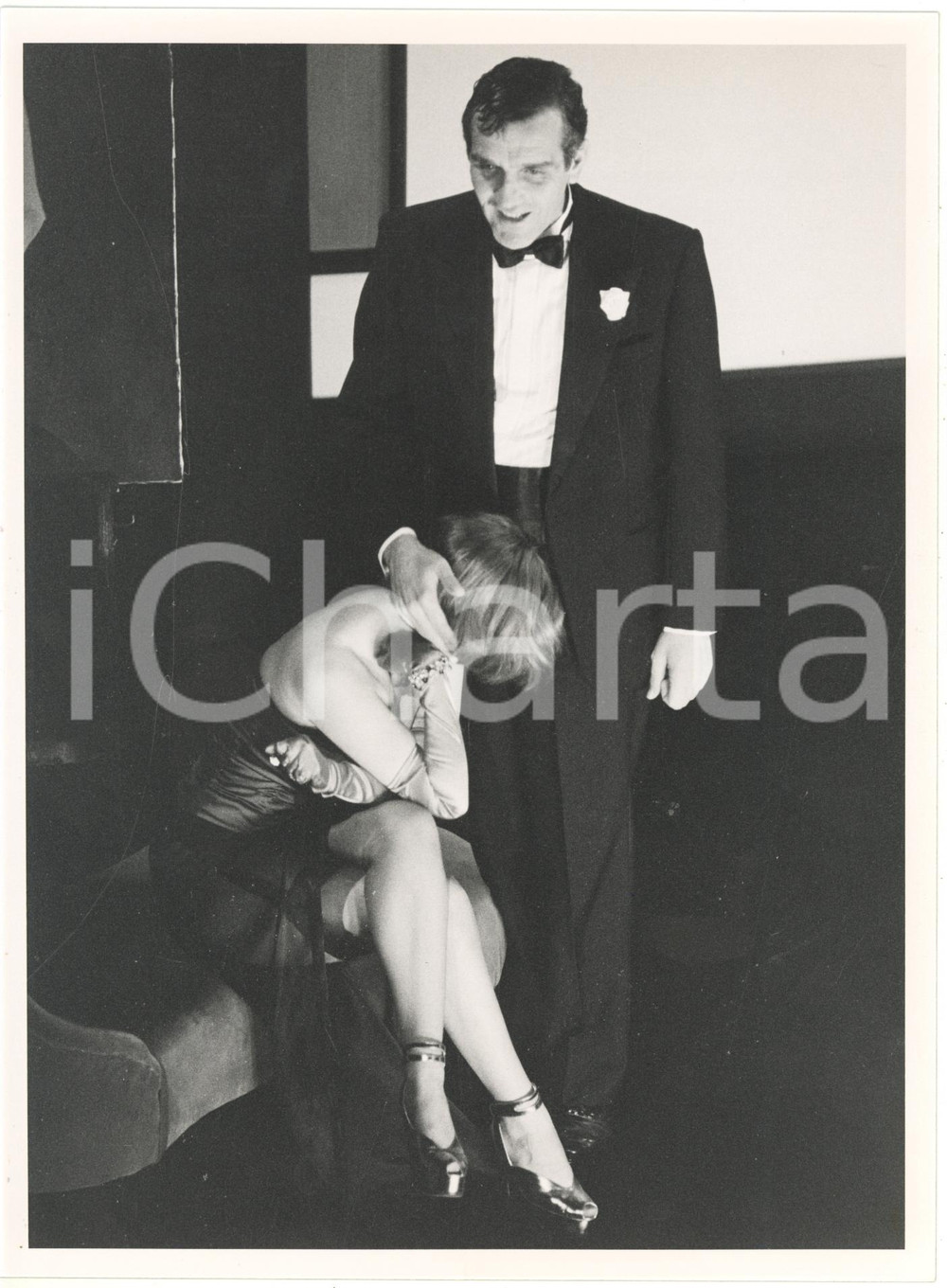 Fotografia d epoca originale 1990 TEATRO  Debora CAPRIOGLIO in LulÃ¹  Regia di Tinto BRASS 6 Foto 18x24 1
