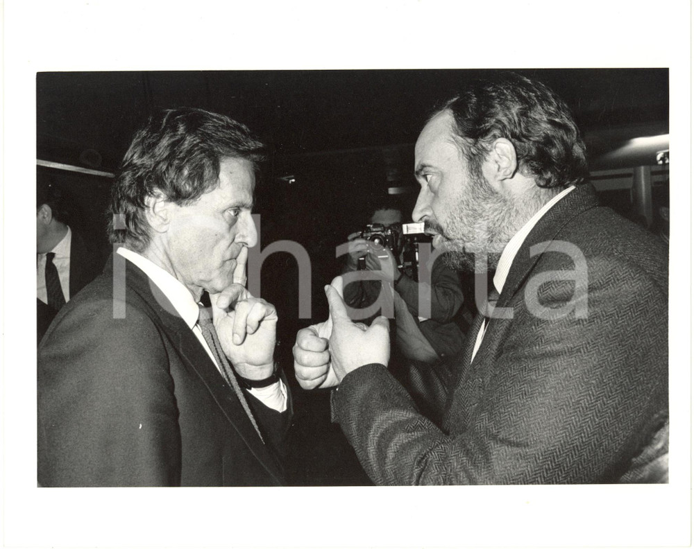 1990 ca CONFINDUSTRIA Ottaviano DEL TURCO parla con Armando SARTI ^Foto 24x18