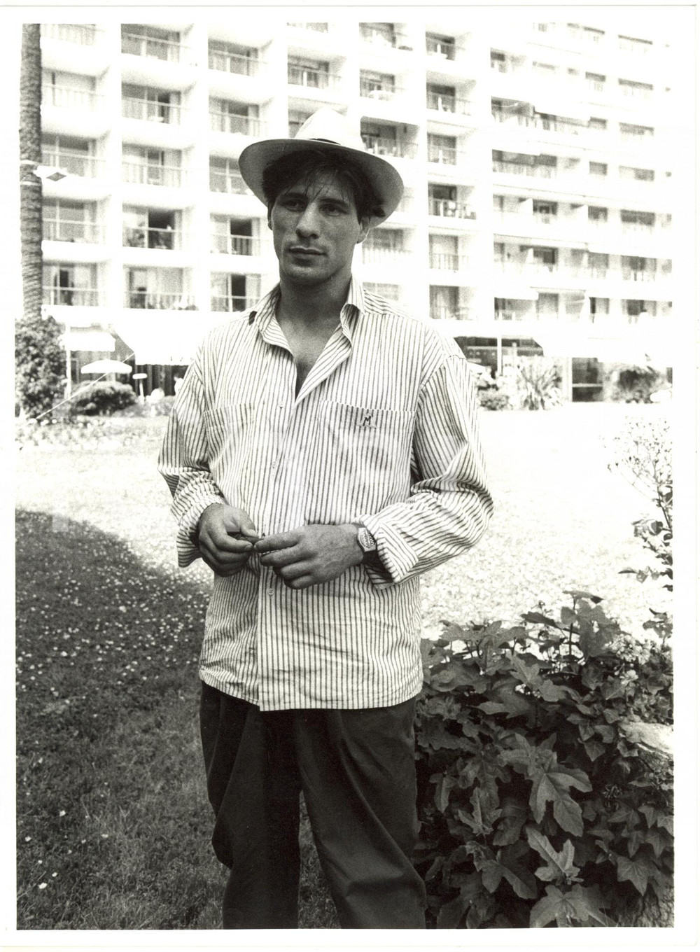 1985 ca. CINEMA Ritratto dell'attore e pugile Stéphane FERRARA *Foto 18x24 cm