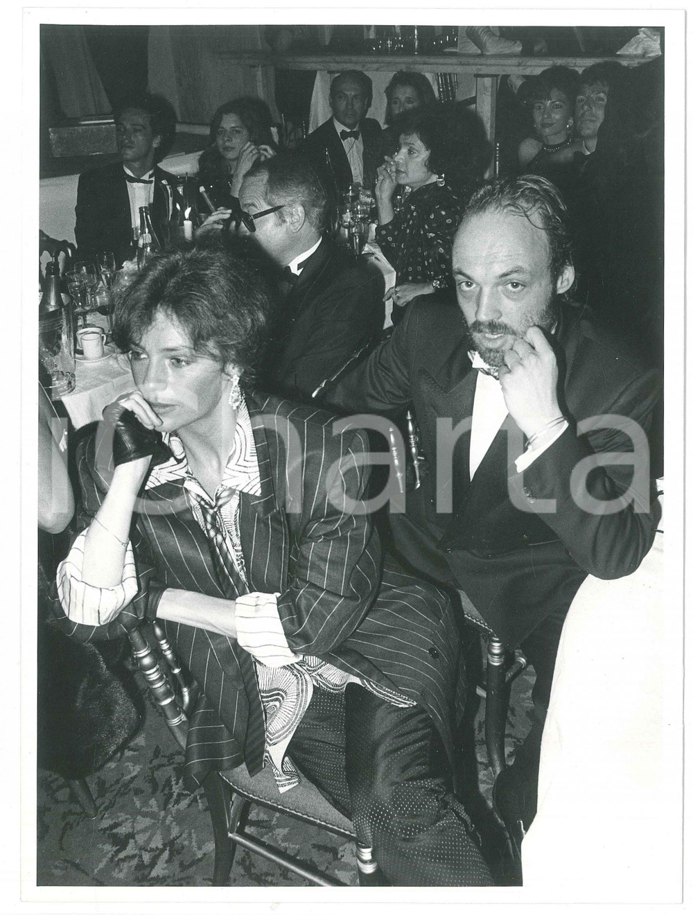 1985 CINEMA Jacqueline BISSET al ristorante - Foto 17x24 cm (1)