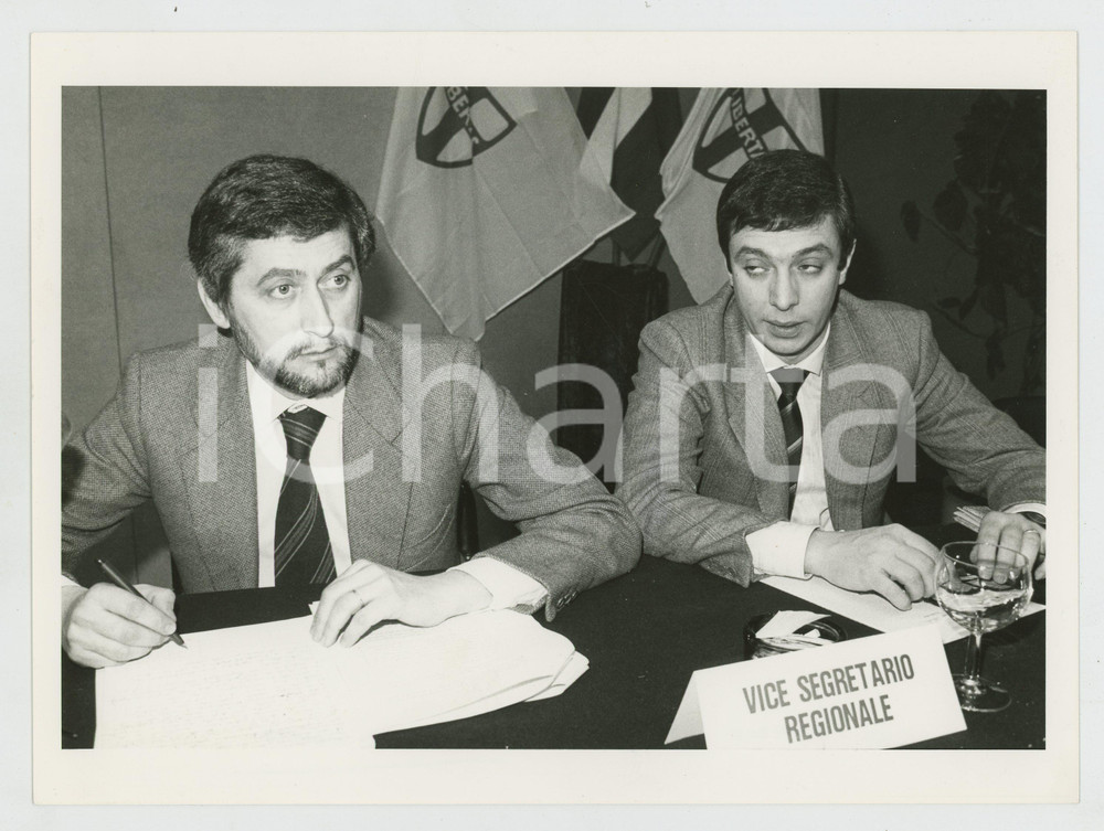 Fotografia d epoca originale 1985 ca VARESE Michele PELLEGRINO e Maurizio SABBATINI a un incontro DC  Foto 1