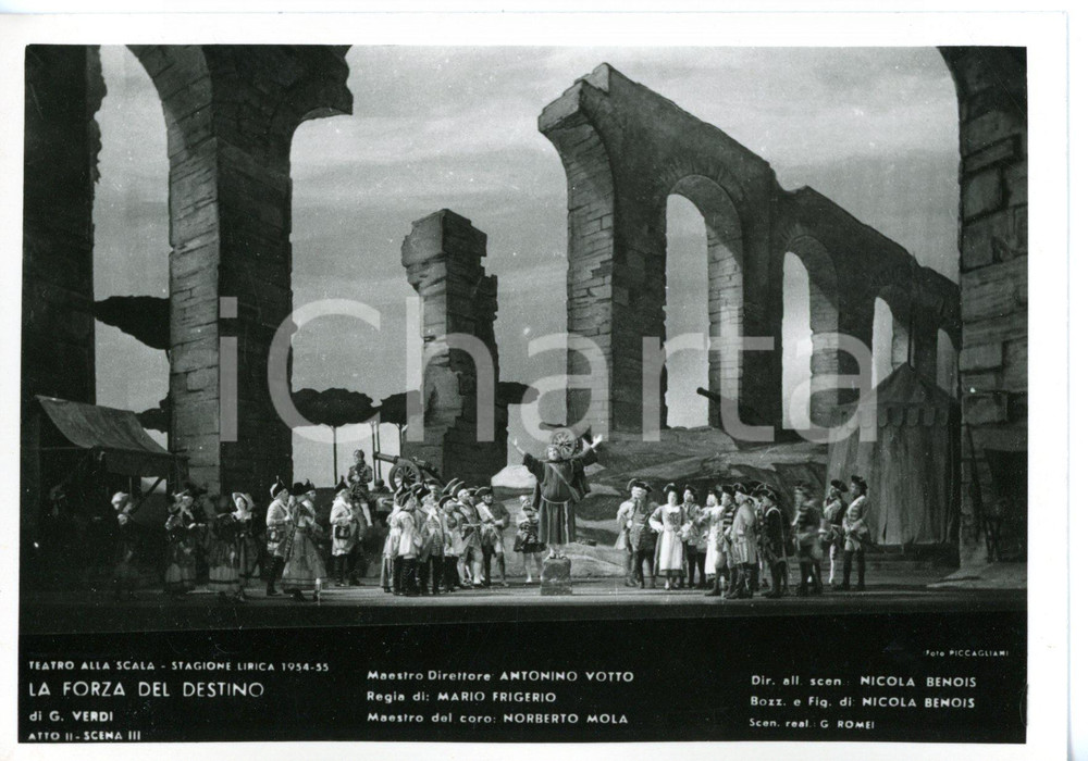 1954 MILANO Teatro alla SCALA "La Forza del Destino" - Atto II - Foto seriale Fotografia seriale, che ritrae un allestimento d'opera al Teatro alla Scala di Milano. CONDIZIONI: GFORMATO: 14x10 cm    originale e autentica 1