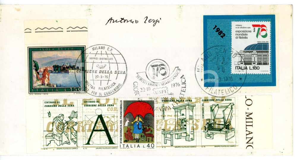 1976 MILANO CORRIERE DELLA SERA Antonio TERZI - Autografo su busta primo giorno  Busta primo giorno, priva di contenuto, con firma autografa del giornalista Antonio Terzi.L'occasione dell'emissione filatelica &egrave; il centenario del Corriere della Sera. CONDIZIONI: GFORMATO: 22x12 cm    originale e autentica 1