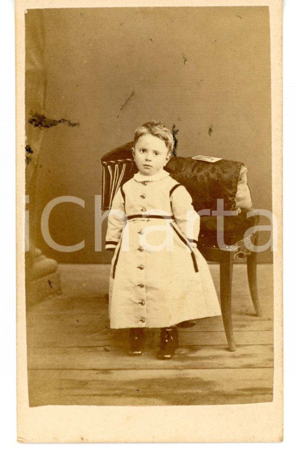 1870 ca SALUZZO Ritratto di bambina in abito bianco *Foto Giuseppe BARGIS CDV