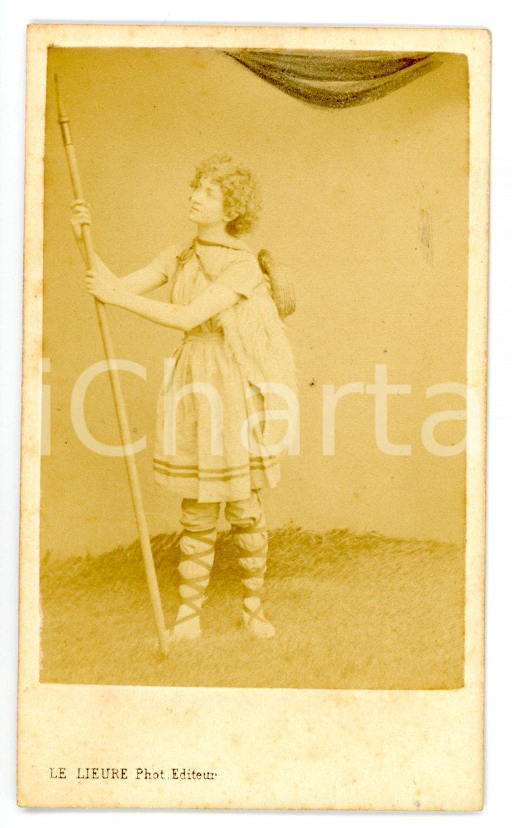 1865 ca TORINO Fanciulla in costume pastorale di scena - Foto LE LIEURE CDV RARA