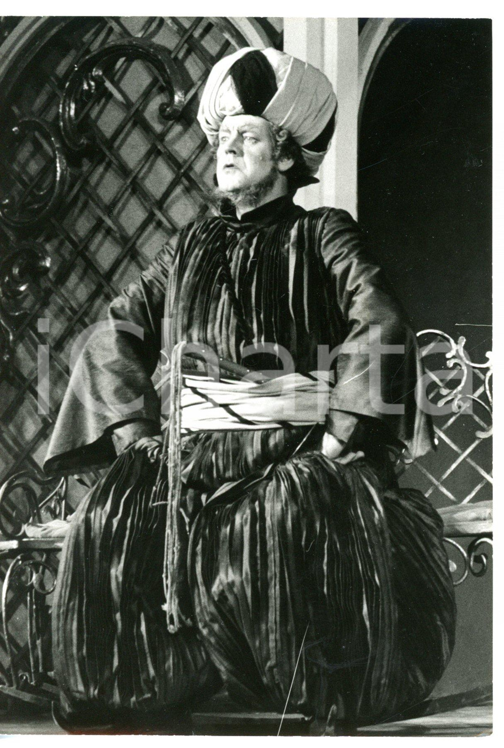 1963 SALISBURGO Theatergasse - Attore vestito da sultano *Foto 10x15 cm