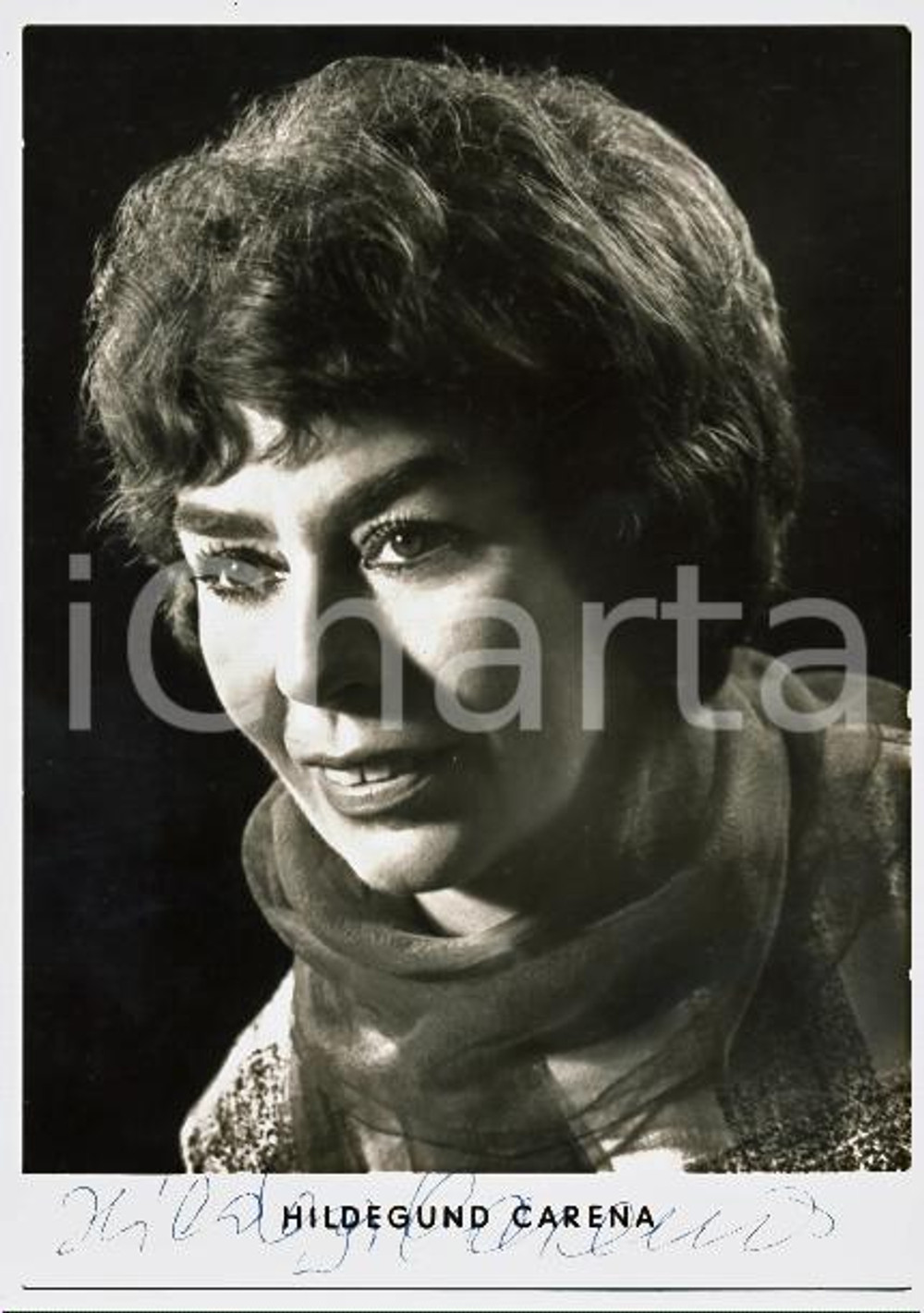 1970 ca GERMANY Hildegund CARENA - Ritratto - Cartolina con AUTOGRAFO