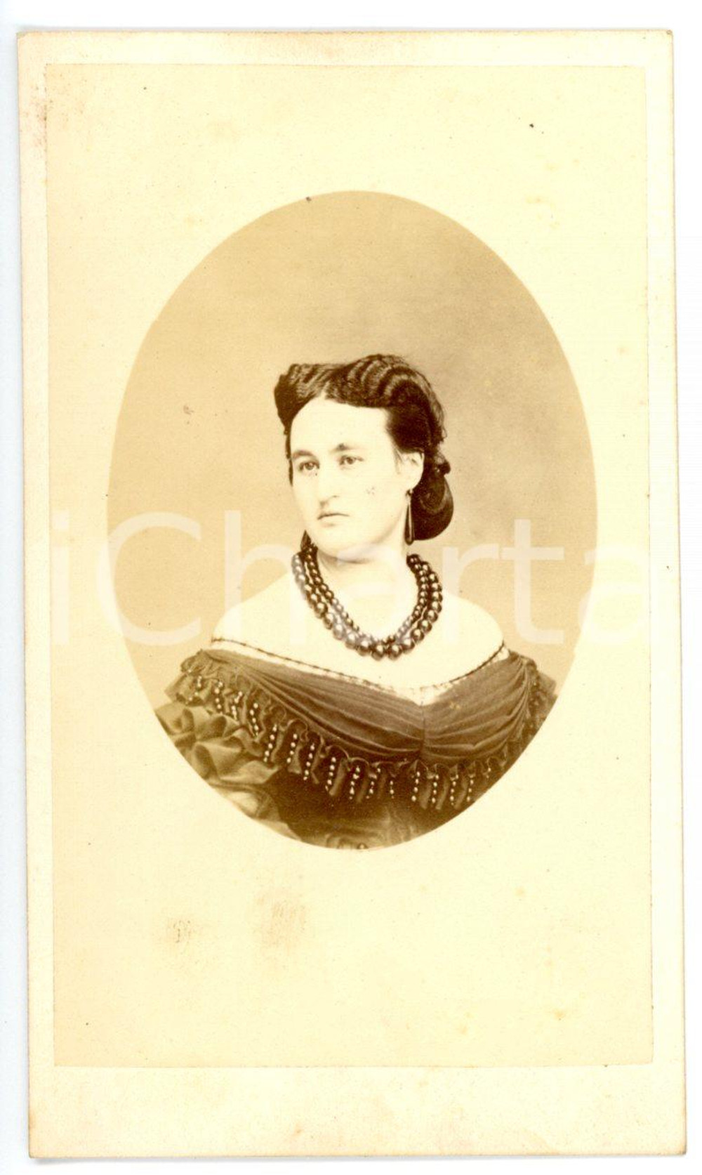 1865 ca TORINO Contessina FAVETTI con collana scura - Foto MONTABONE - CDV