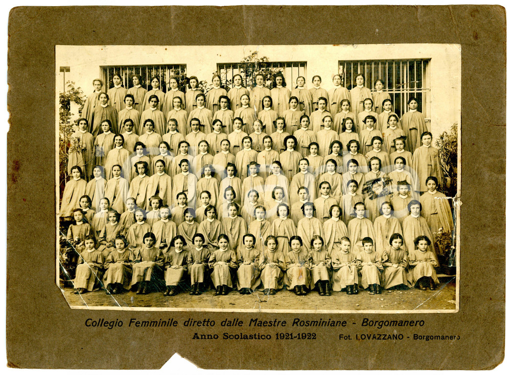 1922 BORGOMANERO Allieve del collegio femminile "Antonio Rosmini" - DANNEGGIATA