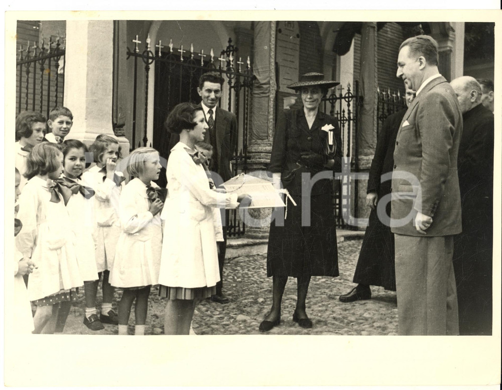 1960 ca BIELLA Visita di Giuseppe PELLA a una scuola elementare - Foto 24x18