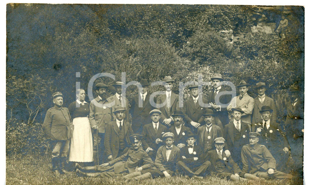 1918 GERMANIA Ritratto di famiglia con militari *Fotocartolina - FP VG