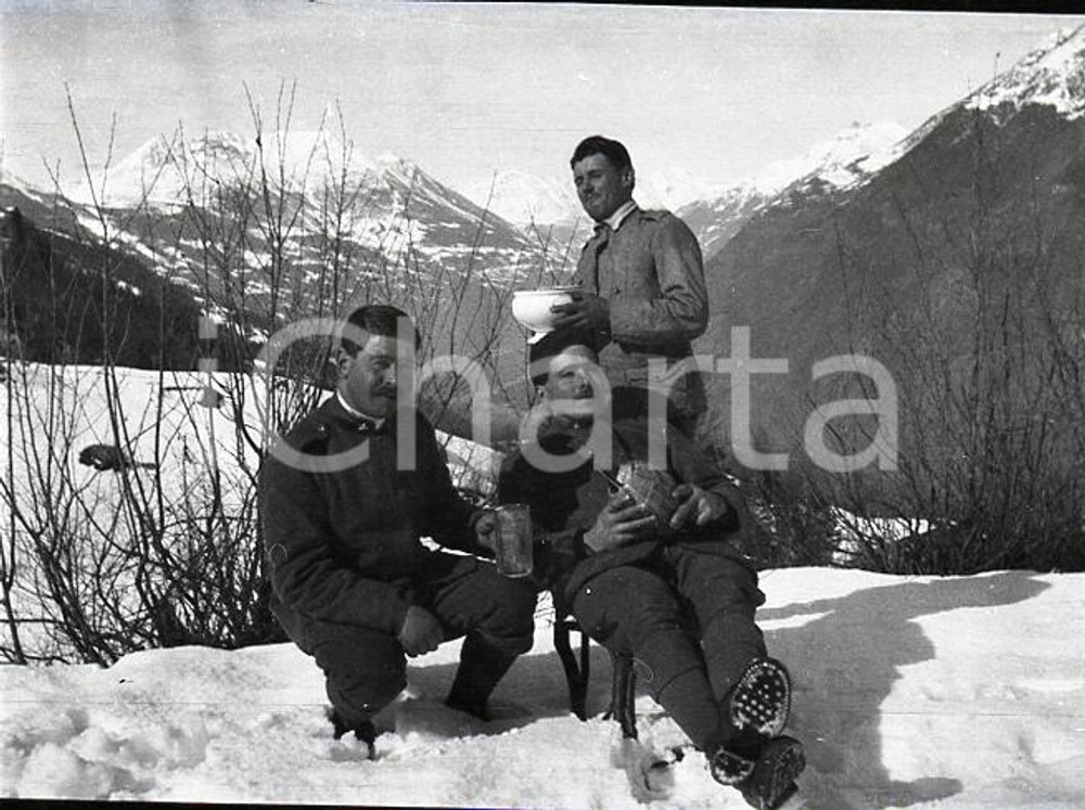 6X4cm NEGATIVO ORIGINALE  * 1915ca WW1 ESERCITO ITALIANO Riposo di militari