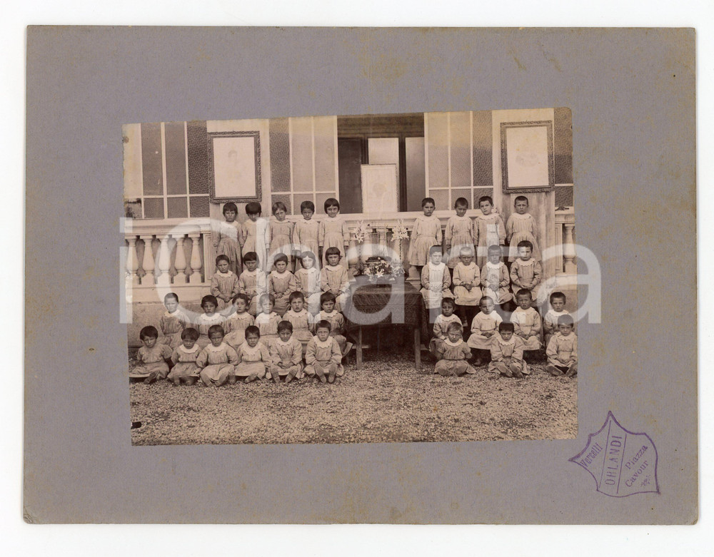 1910 ca VERCELLI Classe di bambini in un istituto religioso - Foto ORLANDI 23x17