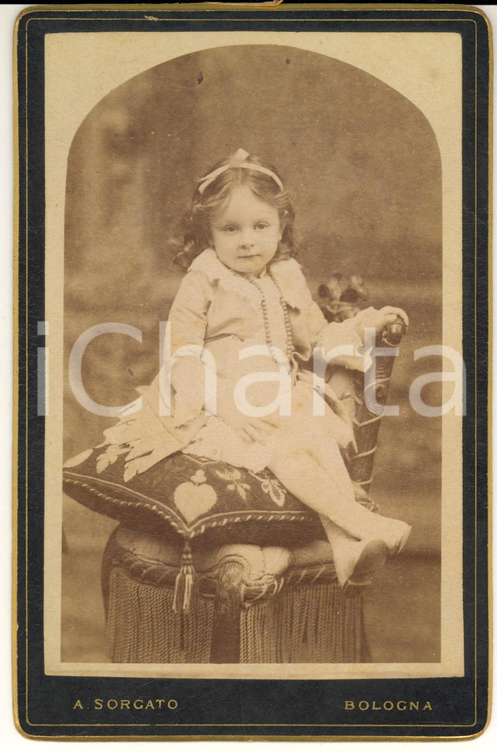 1880 ca BOLOGNA Ritratto di bambina seduta - Foto Angelo SORGATO 11x16