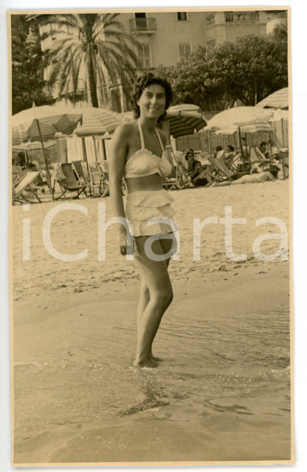 1947 ALASSIO Agosto al mare - Giovane donna in costume da bagno *Foto FP NV