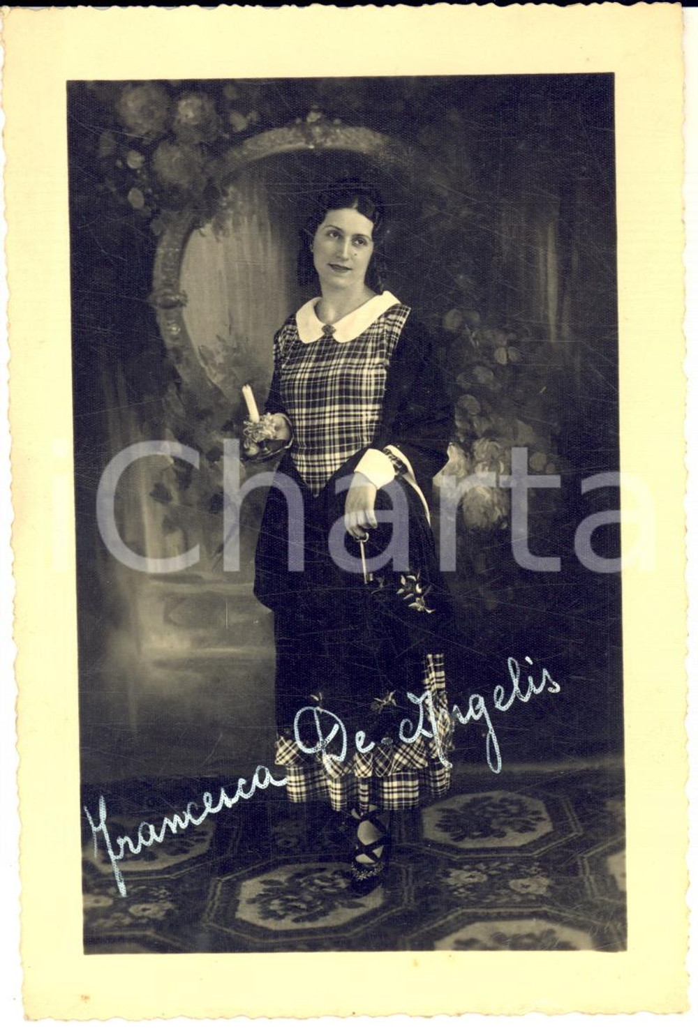1940 ca VERCELLI Francesca DE ANGELIS in costume da cameriera - Foto AUTOGRAFO