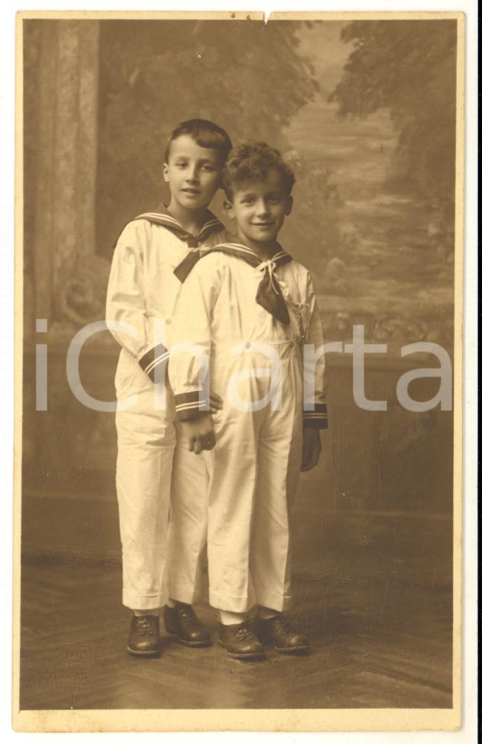 Fotografia d epoca originale 1923 MILANO Fratelli Gian Cesare e Vittorio GATTINARA bambini Foto cartolina 1