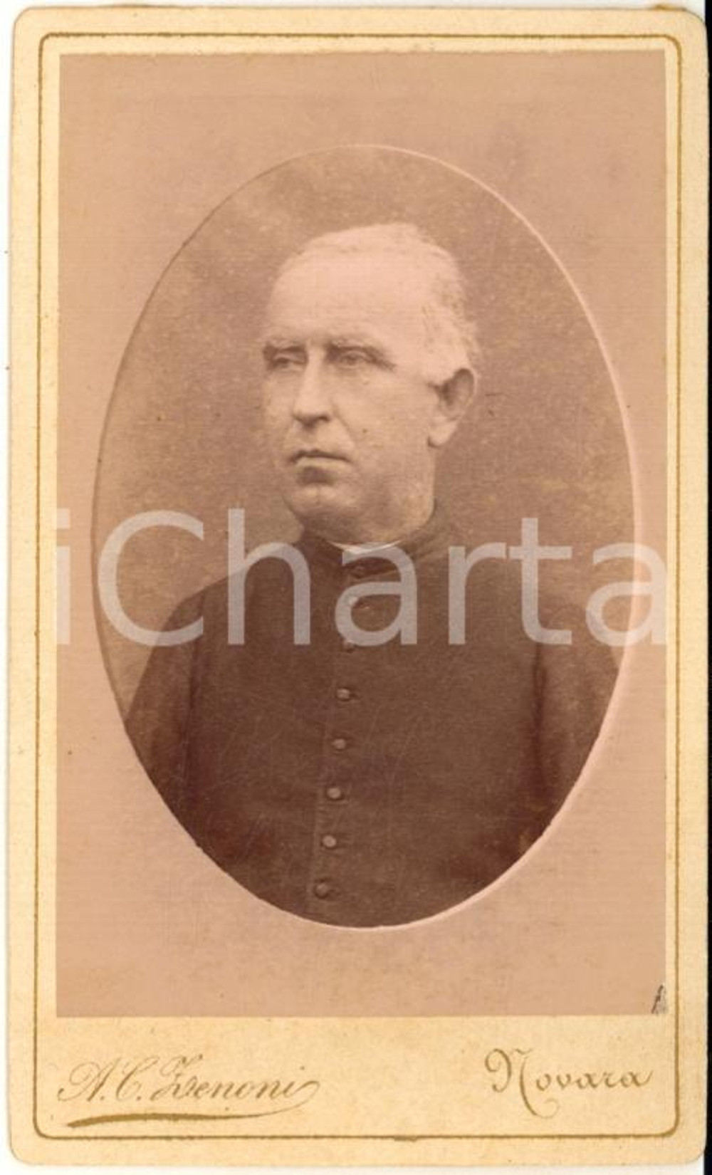 1890 ca NOVARA Ritratto di un sacerdote - Fotografia A. C. ZENONI CDV