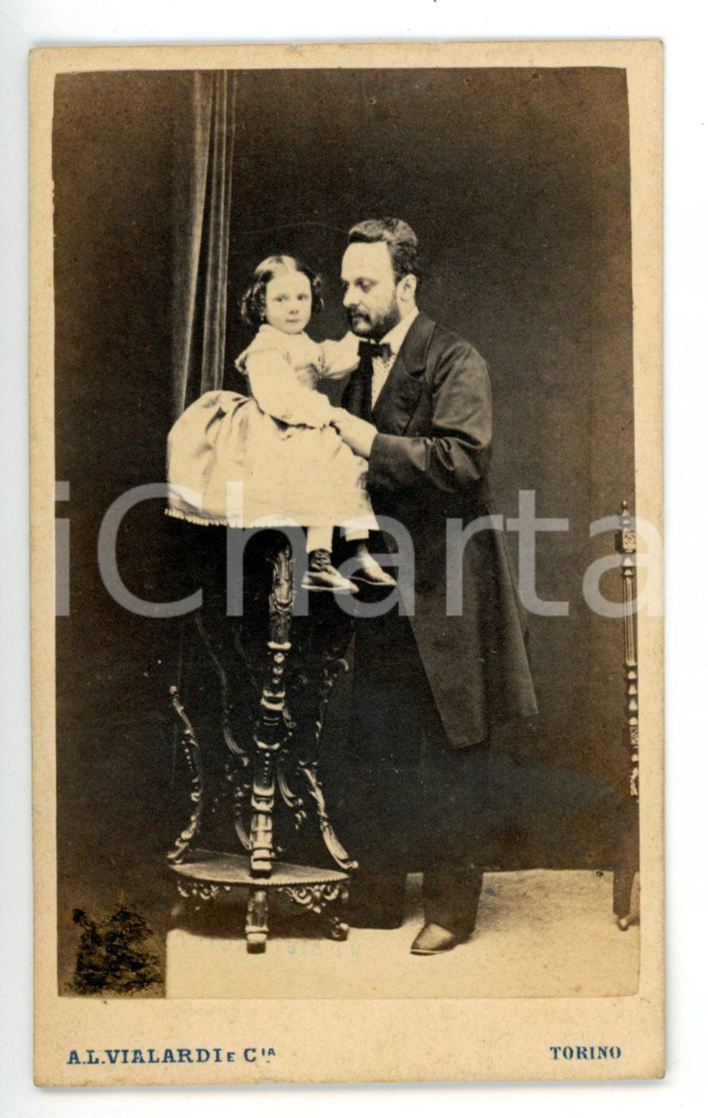 1880 ca TORINO Ritratto di padre e figlia *Fotografia VIALARDI - CDV