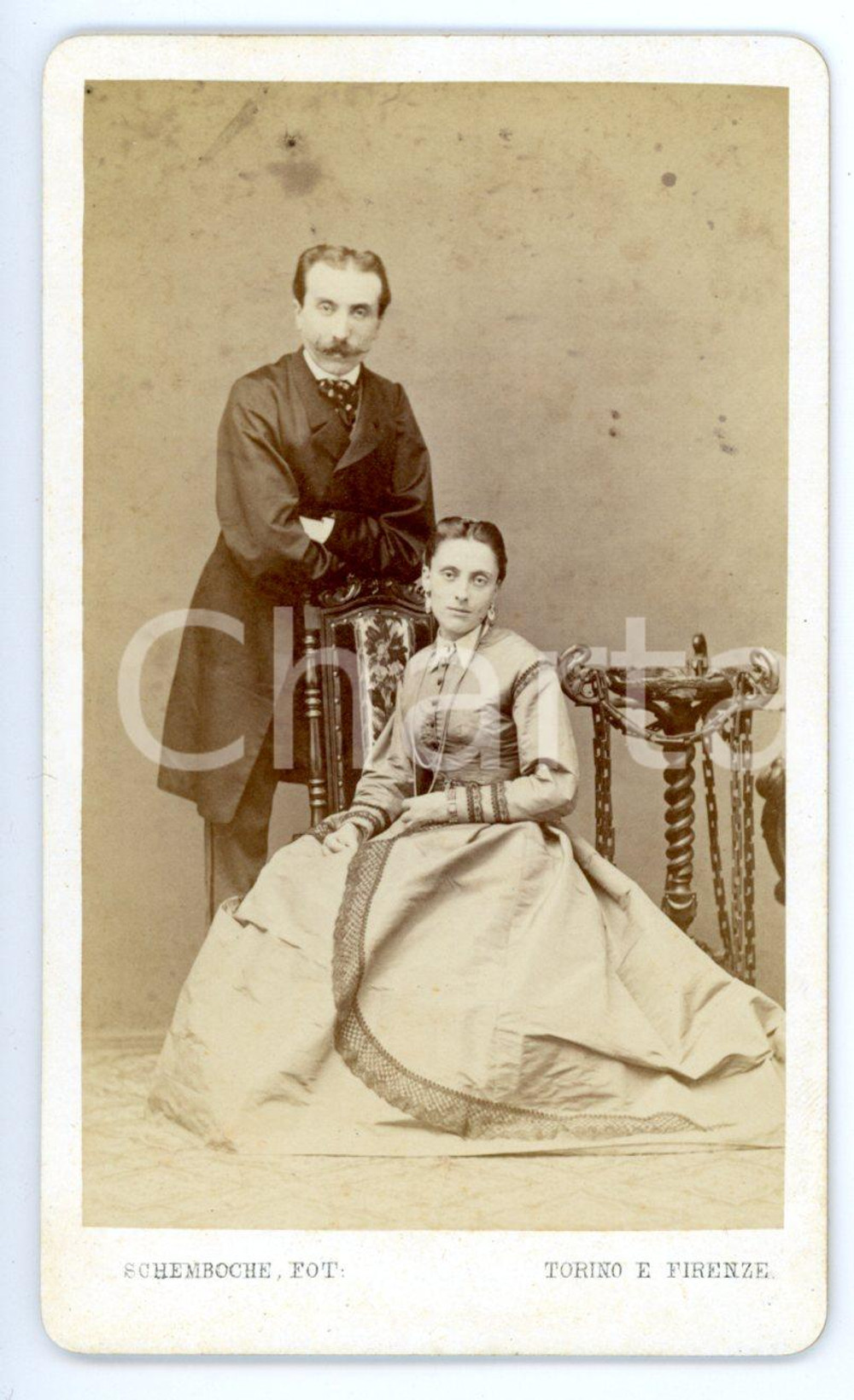 1870 ca TORINO Coppia di coniugi in abito da passeggio *Foto SCHEMBOCHE - CDV