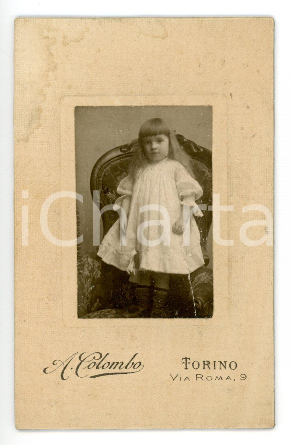 Fotografia d epoca originale 1900 ca TORINO Ritratto di bambina in abito chiaro  Foto A. COLOMBO CDV 1