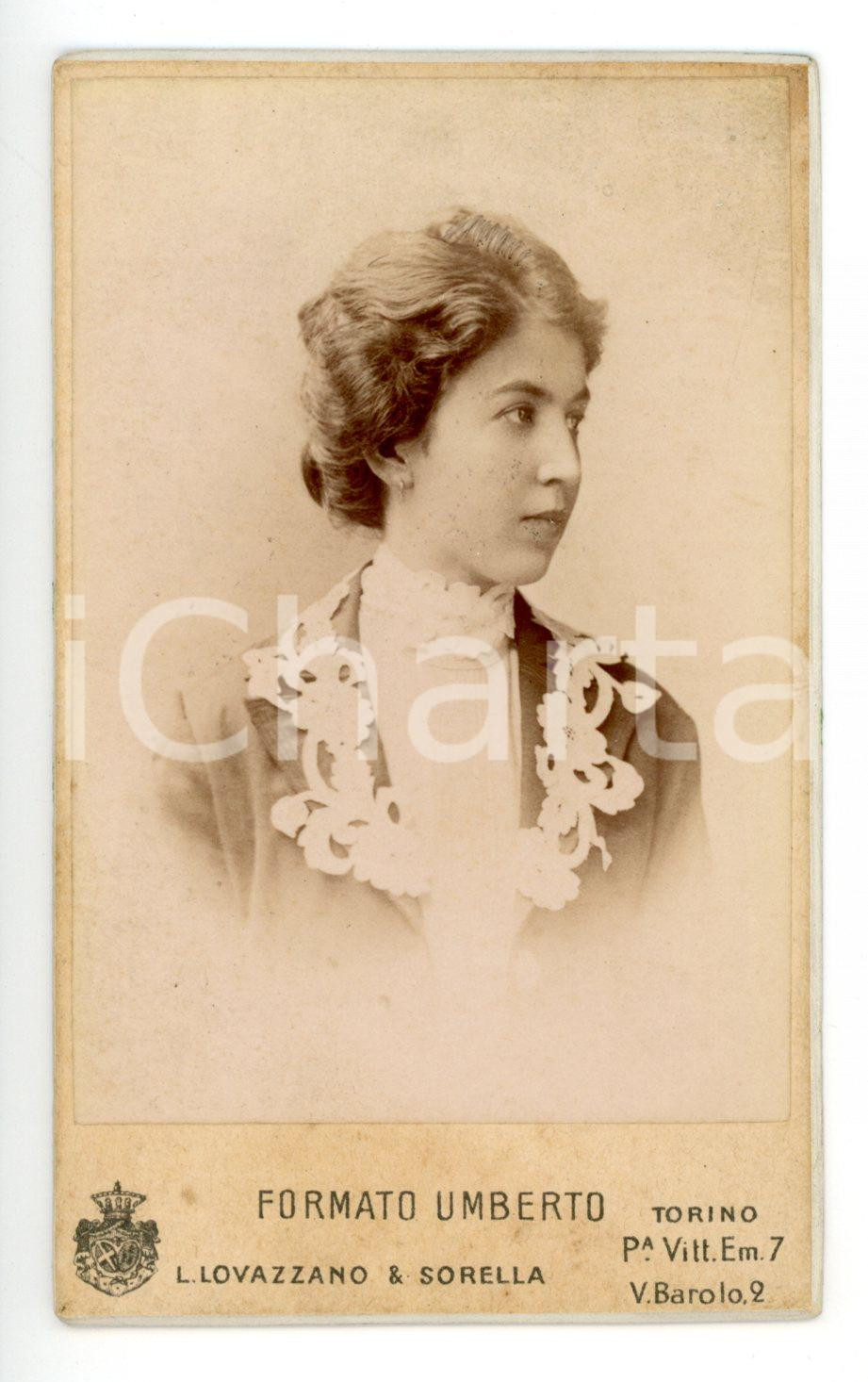 Fotografia d epoca originale 1900 ca TORINO Donna con abito in pizzo floreale Foto Fratelli LOVAZZANO  CDV 1