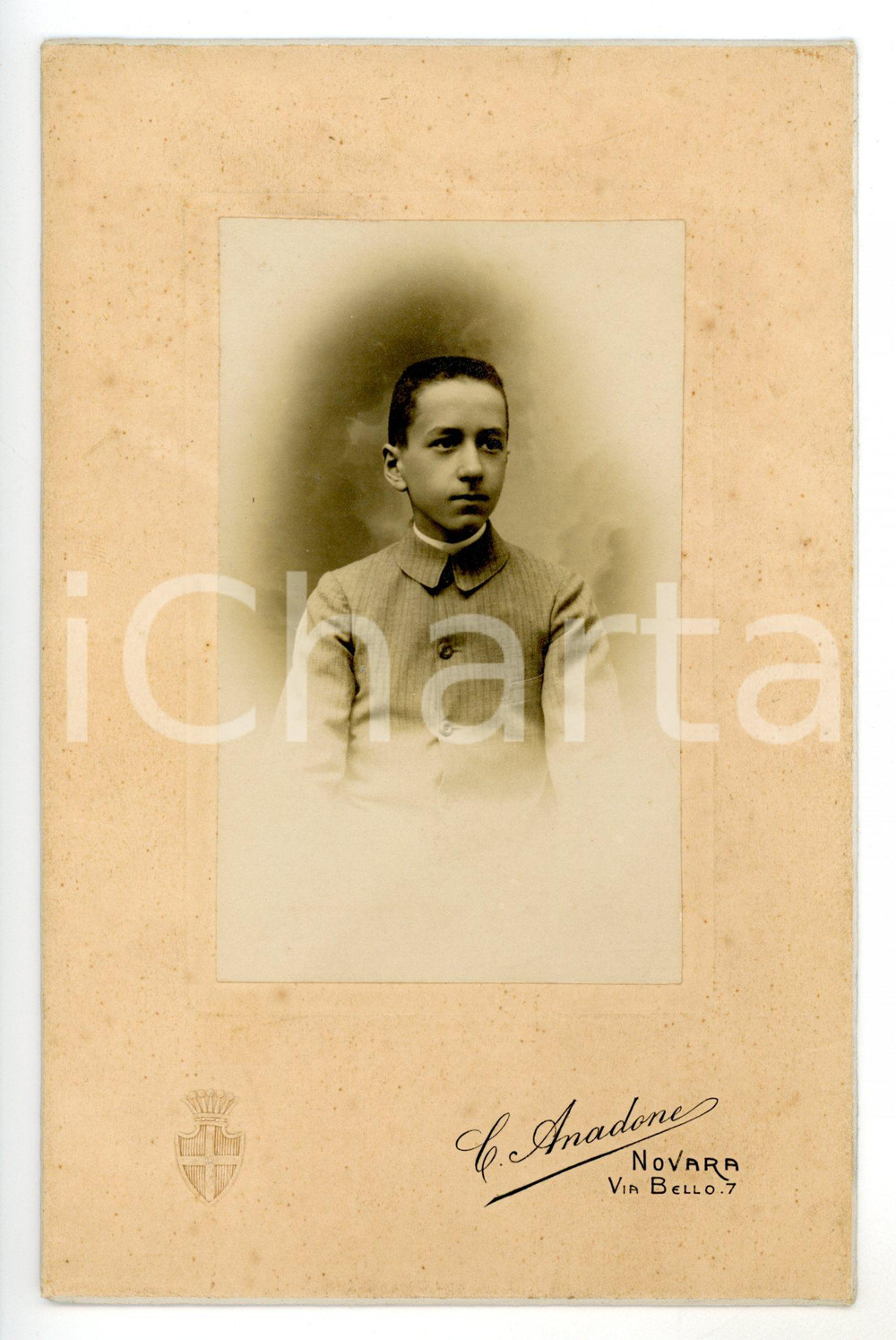 Fotografia d epoca originale 1912 NOVARA Ritratto di Enrico TRABUCCHI bambino  Foto Carlo ANADONE  CDV 1