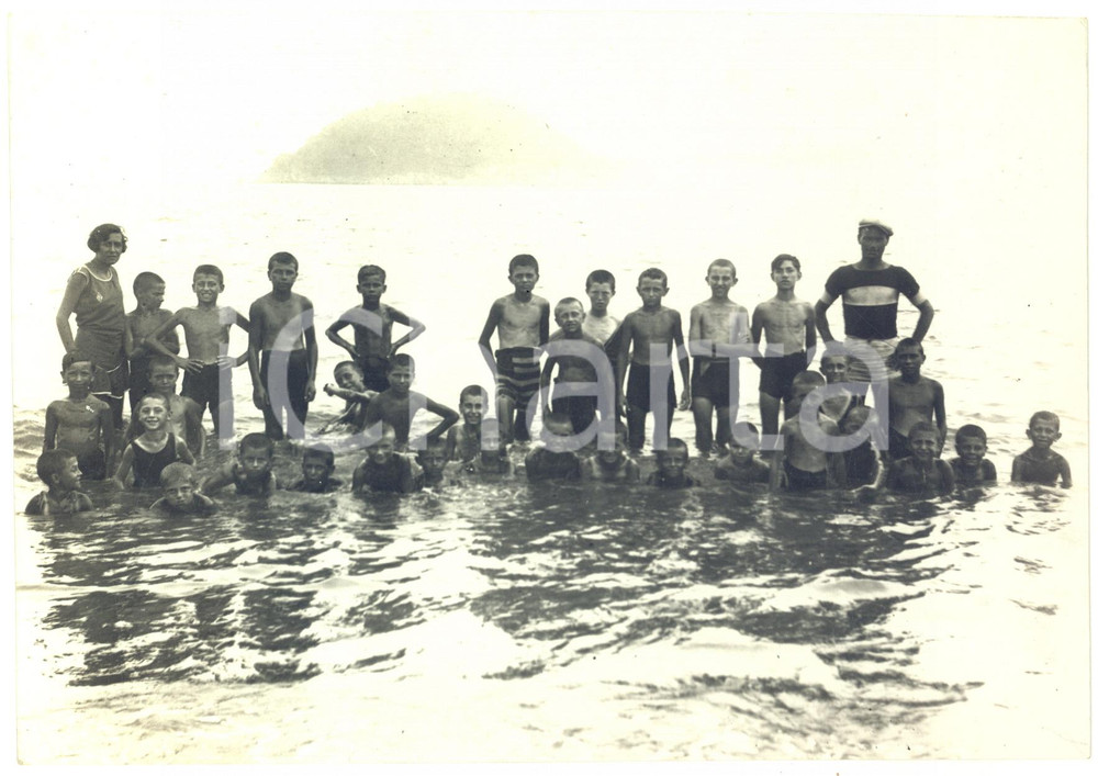 1928 ISOLA GALLINARA Colonia estiva - Bambini con i sorveglianti - Foto 22x15 cm