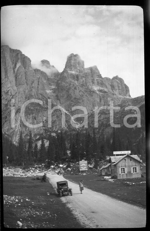 Fotografia d epoca originale 1930 SAN MARTINO DI CASTROZZA La strada verso le Pale  NEGATIVO ORIGINALE 1